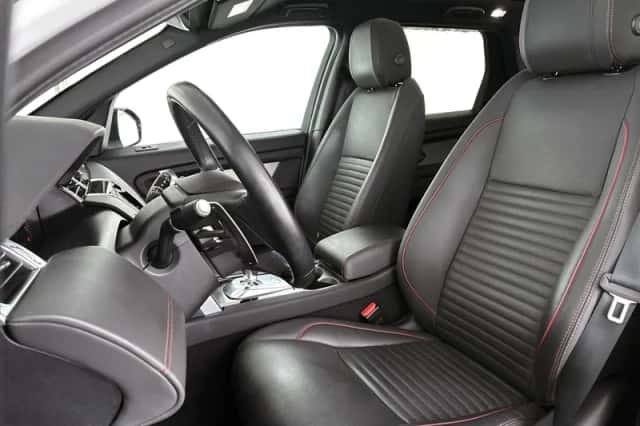 Land Rover Discovery Sport (2023) thumbnail 6