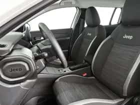 Jeep Avenger (2023) thumbnail 6