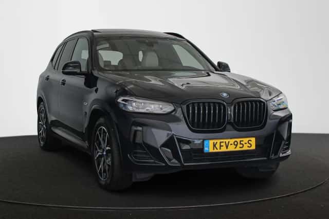 BMW X3 (2021) thumbnail 2