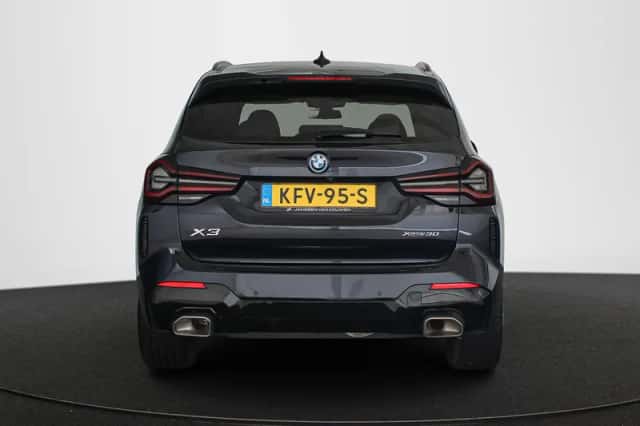 BMW X3 (2021) thumbnail 15