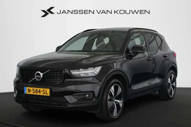 Volvo XC40 (2021) thumbnail 1