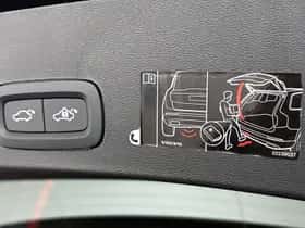 Volvo XC40 (2021) thumbnail 11