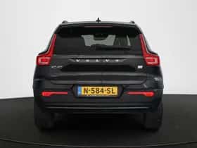 Volvo XC40 (2021) thumbnail 16