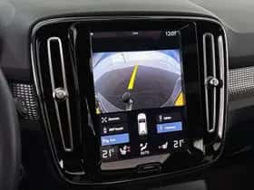 Volvo XC40 (2021) thumbnail 17