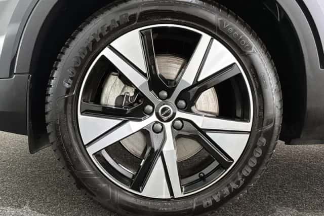Volvo XC40 (2021) thumbnail 25