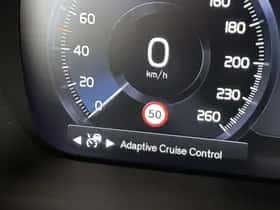 Volvo XC40 (2021) thumbnail 32