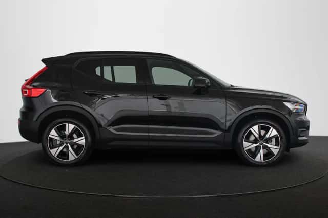 Volvo XC40 (2021) thumbnail 36