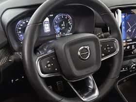 Volvo XC40 (2021) thumbnail 9