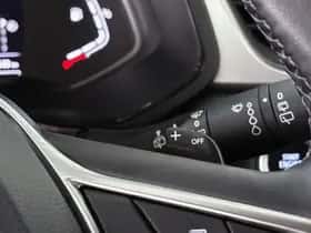 Renault Captur (2023) thumbnail 37