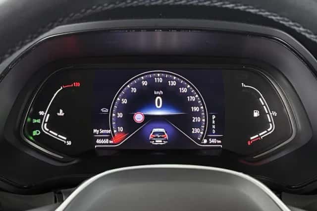 Renault Captur (2023) thumbnail 9
