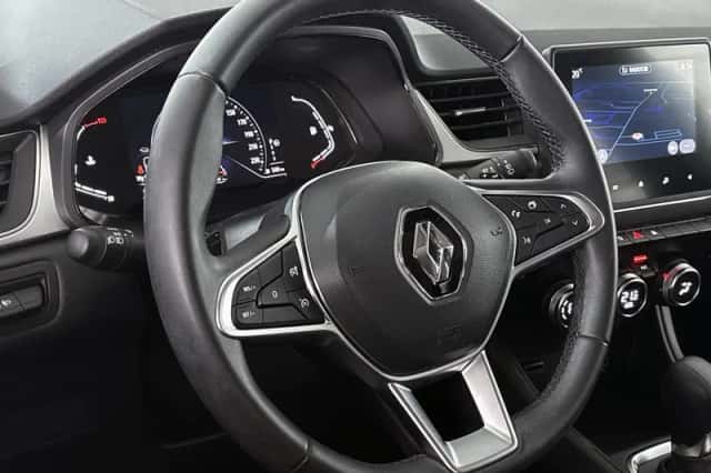 Renault Captur (2023) thumbnail 10