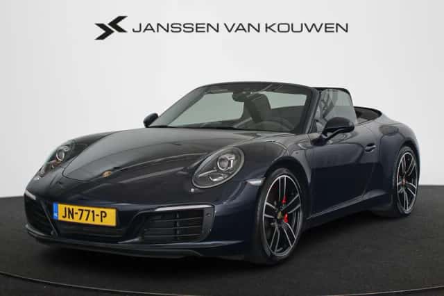 Porsche 911 (2016) thumbnail 1