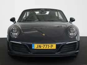 Porsche 911 (2016) thumbnail 16