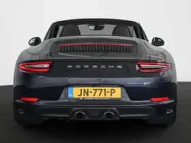 Porsche 911 (2016) thumbnail 17