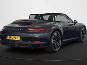 Porsche 911 (2016) thumbnail 3