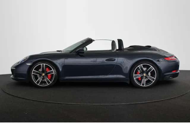 Porsche 911 (2016) thumbnail 33