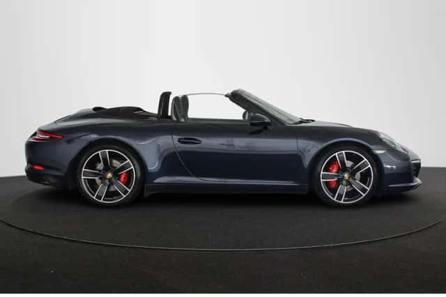 Porsche 911 (2016) thumbnail 34