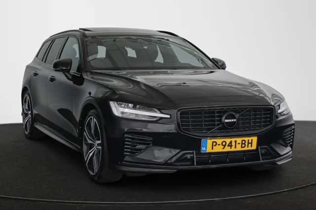 Volvo V60 (2022) thumbnail 2