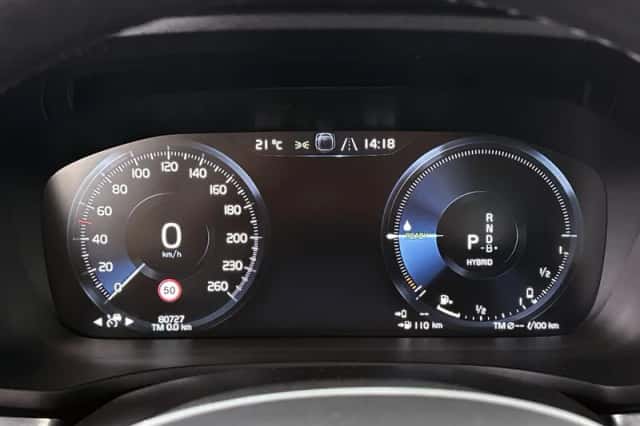 Volvo V60 (2022) thumbnail 11