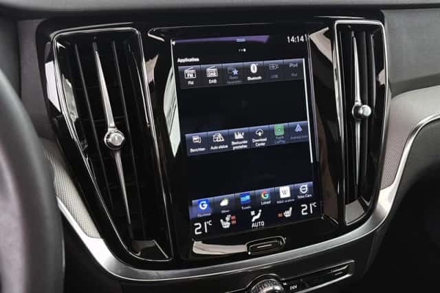 Volvo V60 (2022) thumbnail 13