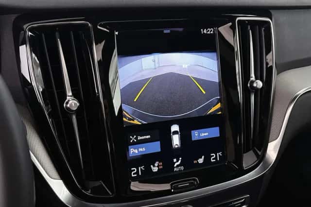 Volvo V60 (2022) thumbnail 16