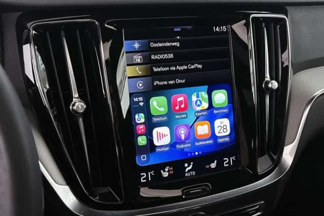 Volvo V60 (2022) thumbnail 17