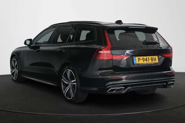 Volvo V60 (2022) thumbnail 4
