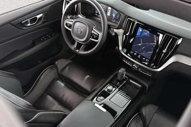 Volvo V60 (2022) thumbnail 36