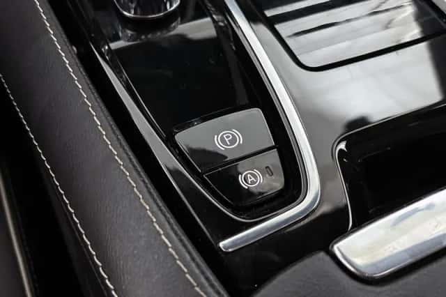 Volvo V60 (2022) thumbnail 38