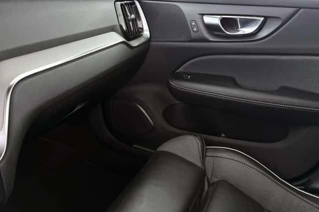 Volvo V60 (2022) thumbnail 40
