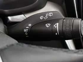 Volvo V60 (2022) thumbnail 41