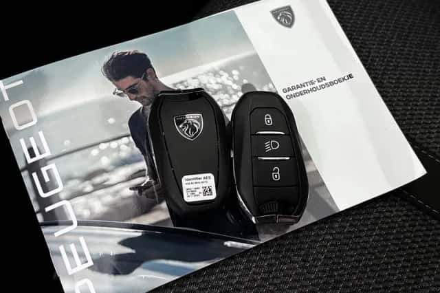 Peugeot e-2008 (2024) thumbnail 24