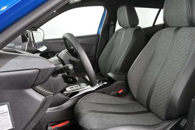 Peugeot e-2008 (2024) thumbnail 6