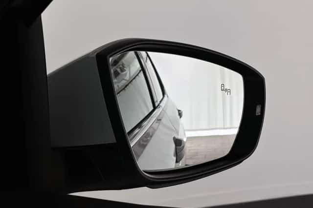 Volkswagen T-Cross (2020) thumbnail 24