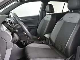 Volkswagen T-Cross (2020) thumbnail 6