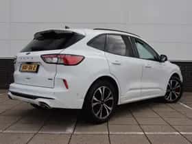 Ford Kuga (2021) thumbnail 4
