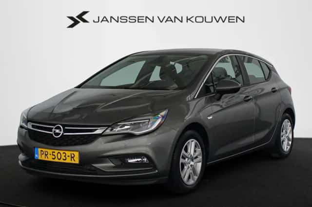 Opel Astra (2017) thumbnail 1