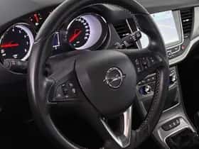 Opel Astra (2017) thumbnail 11