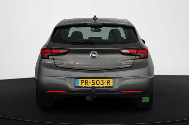 Opel Astra (2017) thumbnail 14
