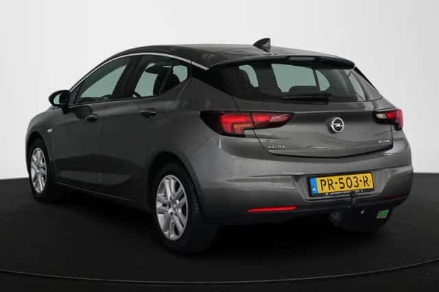 Opel Astra (2017) thumbnail 4