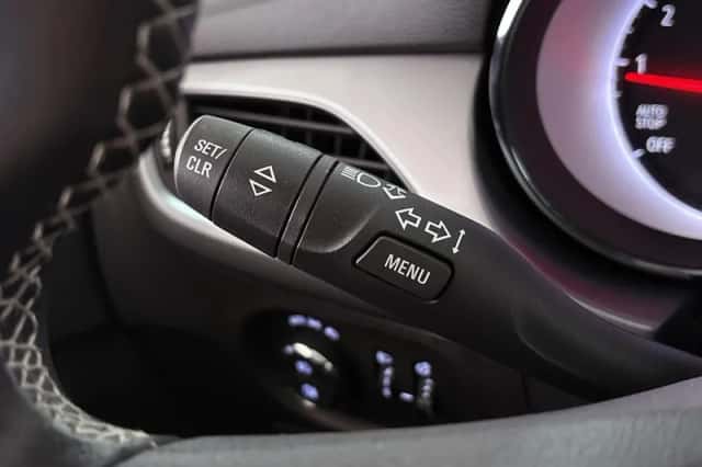Opel Astra (2017) thumbnail 33
