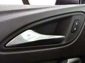 Opel Astra (2017) thumbnail 34