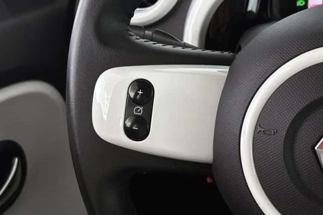 Renault Twingo (2022) thumbnail 21