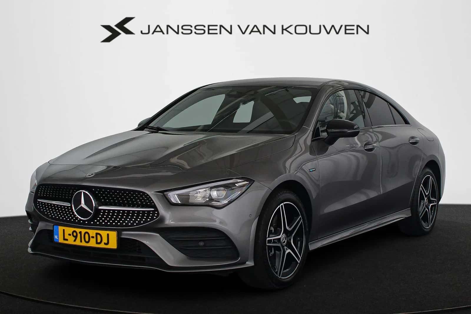 Mercedes-Benz CLA-Klasse (2021) — foto 1