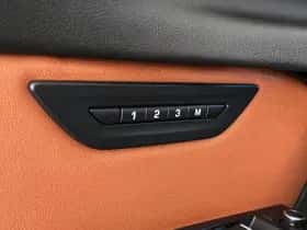 Jaguar XE (2020) thumbnail 19