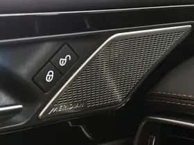 Jaguar XE (2020) thumbnail 22