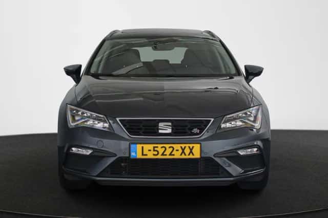 SEAT Leon (2019) thumbnail 14