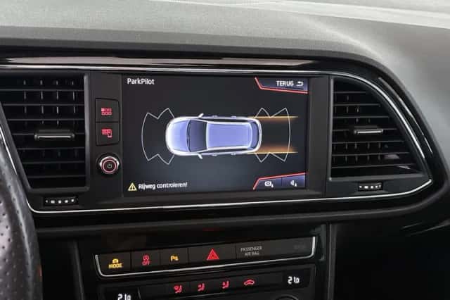 SEAT Leon (2019) thumbnail 16