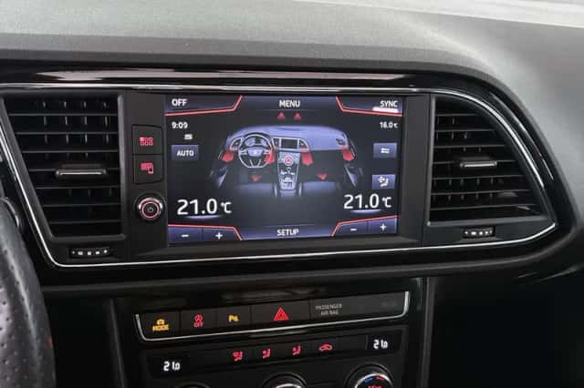 SEAT Leon (2019) thumbnail 22