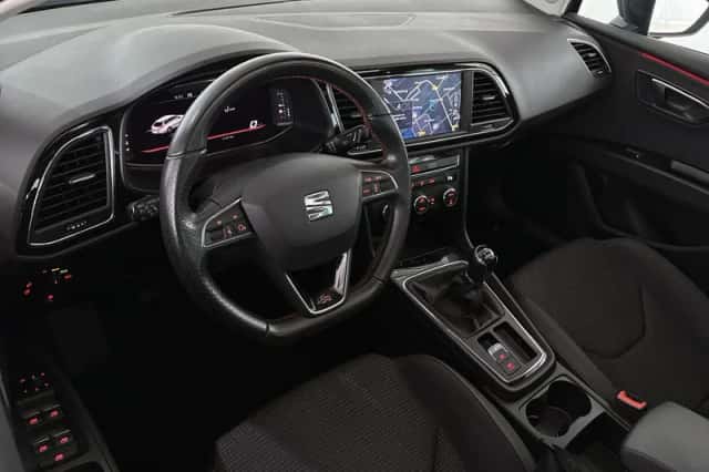 SEAT Leon (2019) thumbnail 5